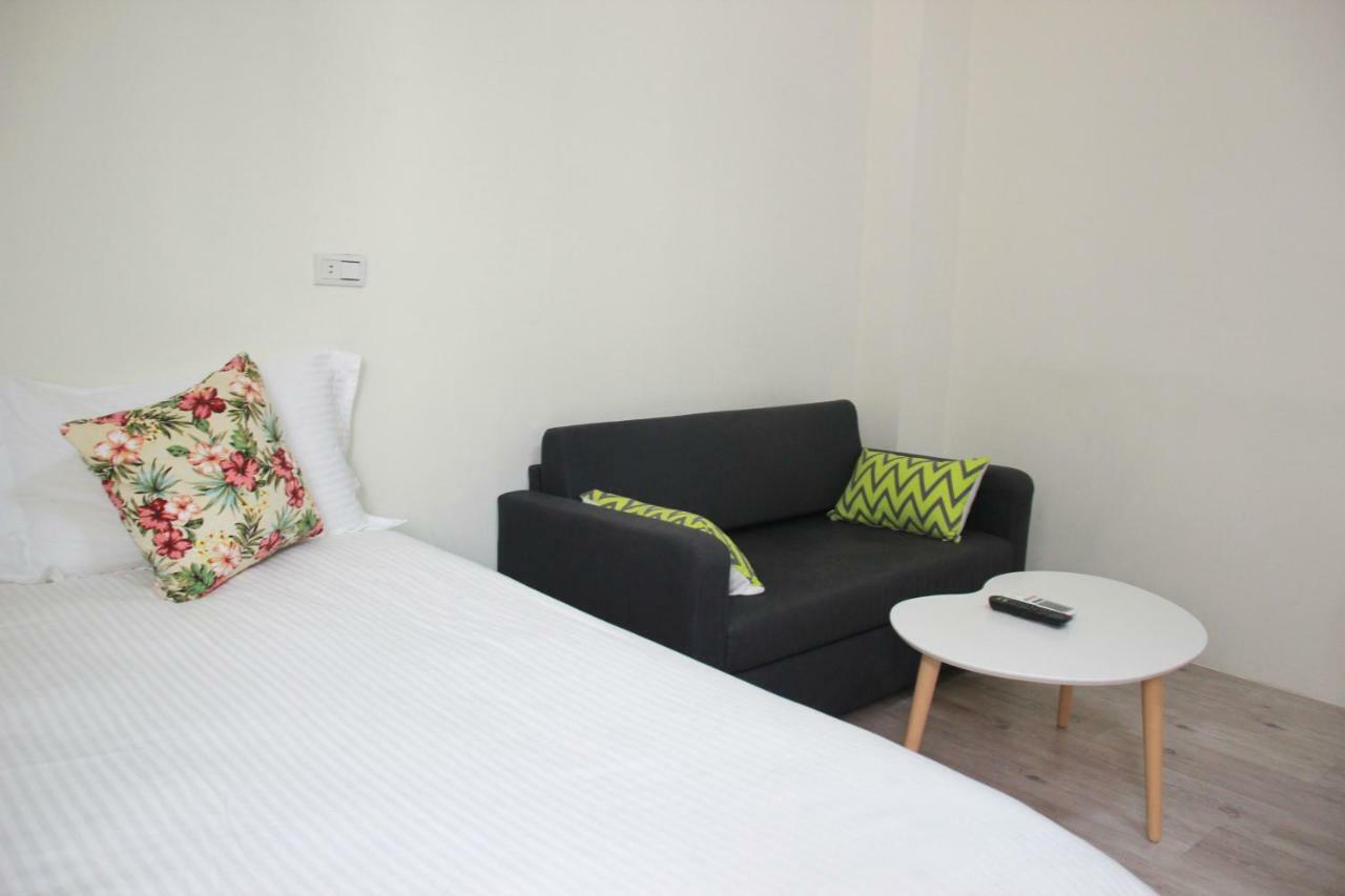 Ferienwohnung Flower Lane 650 Tainan Exterior foto